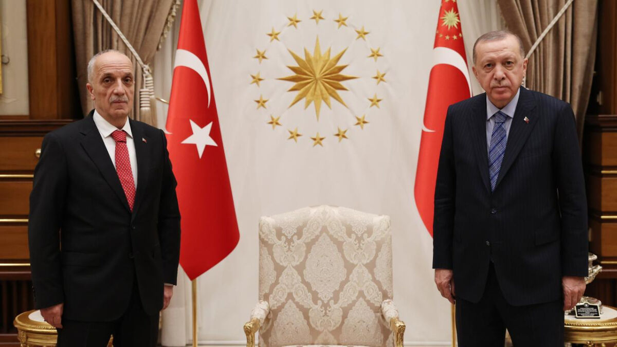 Cumhurbaşkanı Erdoğan, TÜRK-İŞ Genel Başkanı Atalay’ı kabul etti