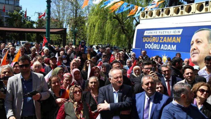 AK Parti Artvin Milletvekili adayı Faruk Çelik: “Tayyip Erdoğan’ın en büyük rakibi Amerika Devlet Lideri Biden’dir”