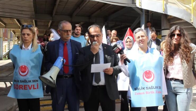 İzmir’de Sıhhat Çalışanlarından ‘Otopark’ Protestosu: “Devletin Memuru Otoparkı Kullanınca mı Aklınız Başınıza Geldi”