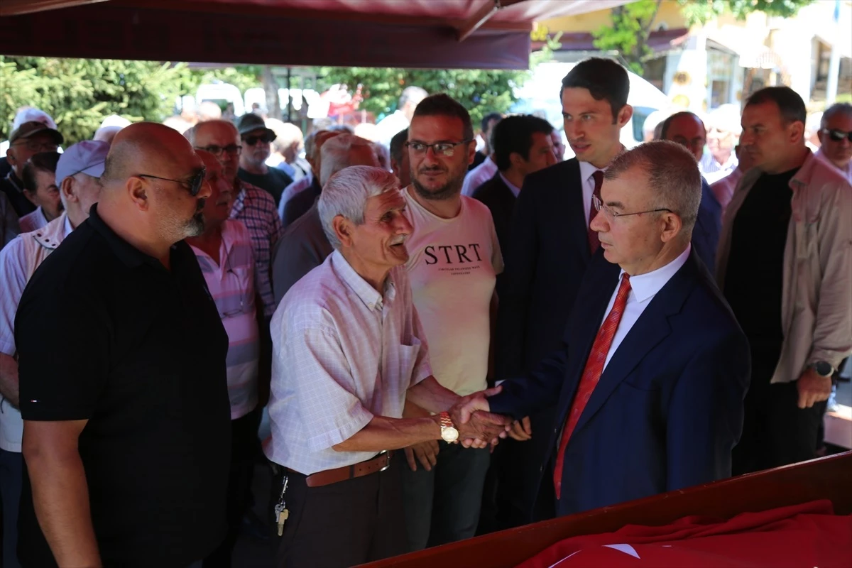 Artvin Vilayet Genel Meclisi Üyesi Adem Pişmişoğlu’nun Cenazesi Toprağa Verildi