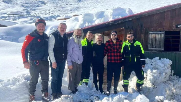 Ani Kar Yağışıyla Mahsur Kalan 5 Kişi Kurtarıldı
