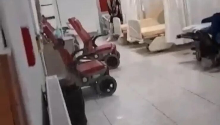 Artvin’de Sağanak Yağmur ve Heyelan: Araçlar Ziyan Gördü