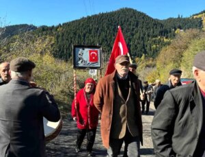 Veliköy’de Kapanan Okul, Cumhuriyet Bayramı’nın Coşkusu ile Canlanıyor
