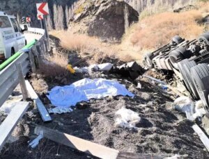 Erzurum-Artvin Karayolunda Trafik Kazası: 1 Meyyit