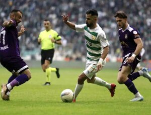 Bursaspor, Artvin Hopaspor’u 2-1 Yenerek 3 Puan Aldı