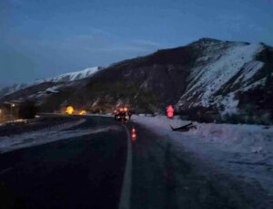 Erzurum-Artvin Yolu’nda Buzlanma Nedeniyle Üç Kaza Meydana Geldi