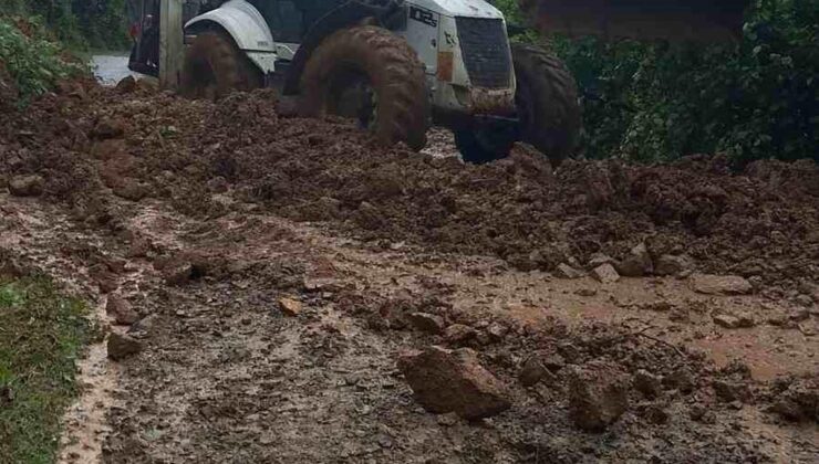 Artvin’de sağanak taşkınlara neden oldu